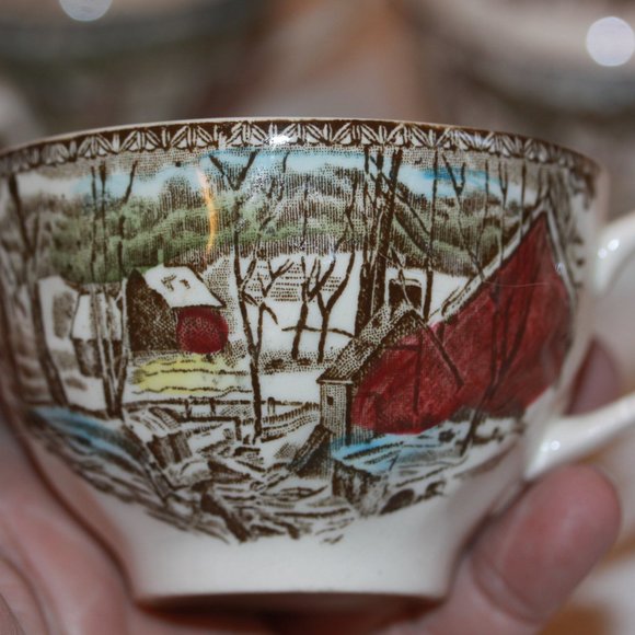 Johnson Brothers Winter Farm Scene Tea, Coffee Cups Made In England Lot of 4 - Picture 2 of 5